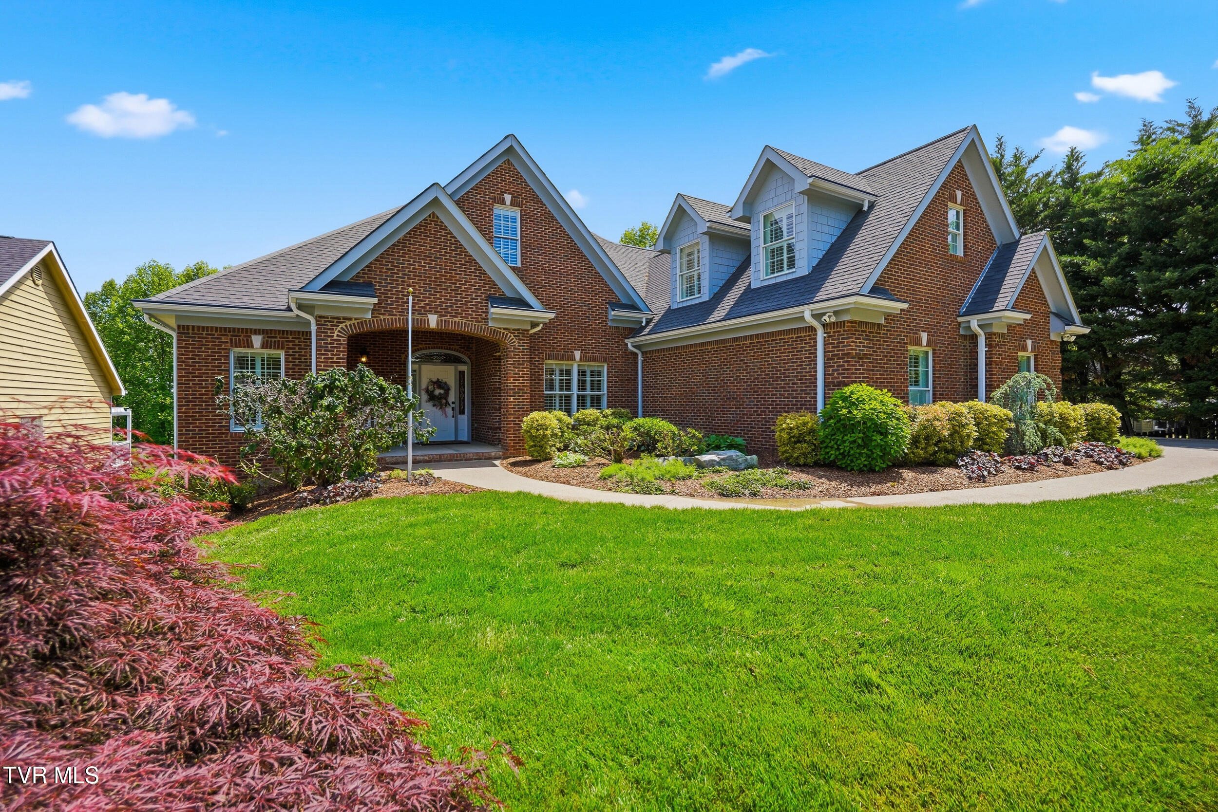 292 Alpine Trail