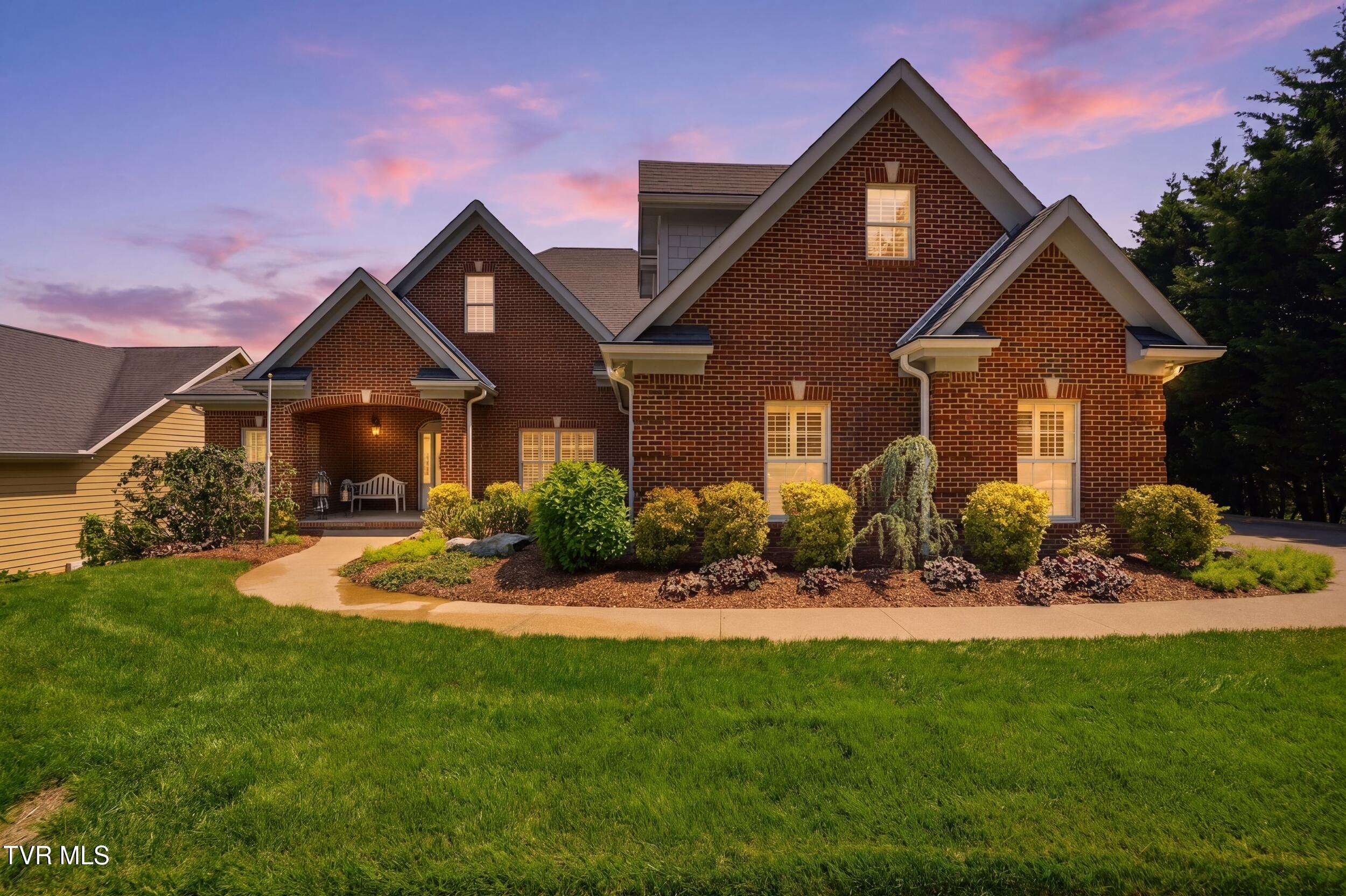 292 Alpine Trail