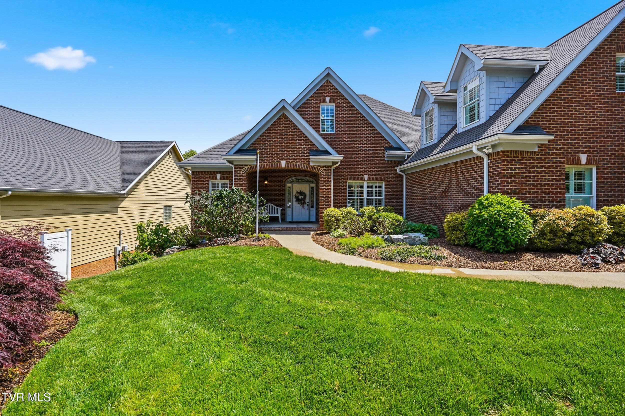 292 Alpine Trail
