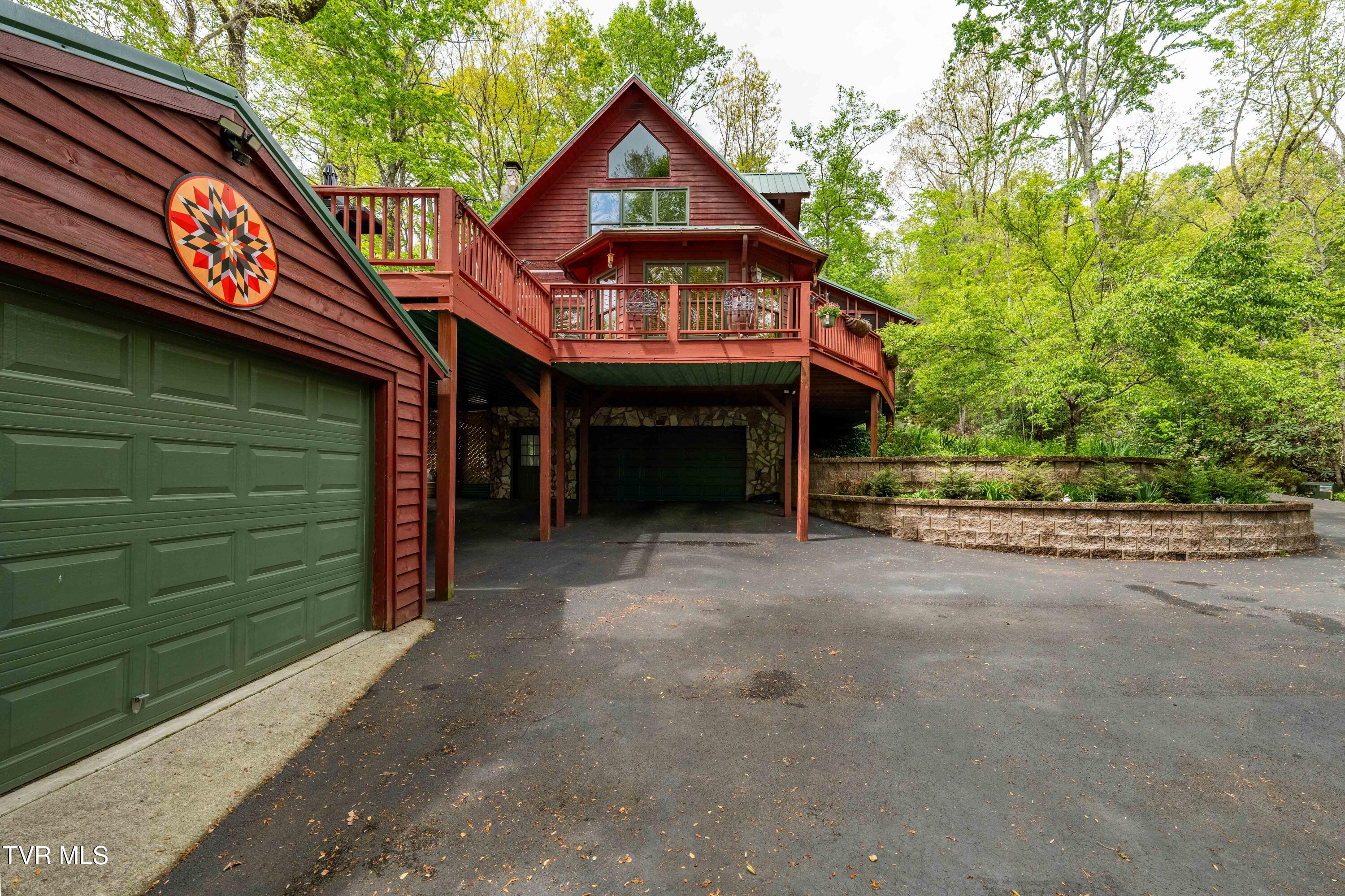 319 Ivy Wood Lane, Mountain City, Tennessee image 25