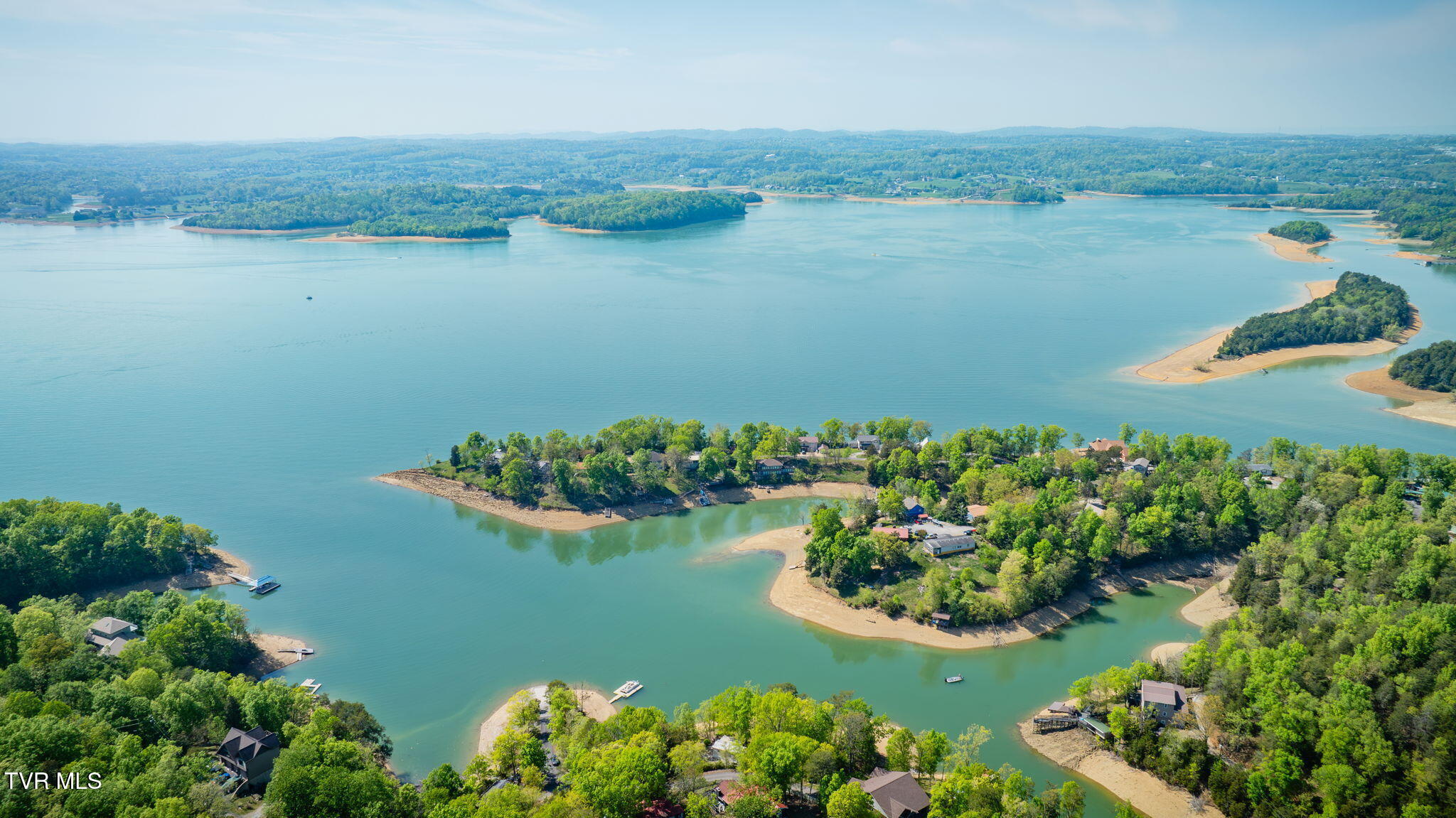 1312 Perrien Lane, Dandridge, Tennessee image 4