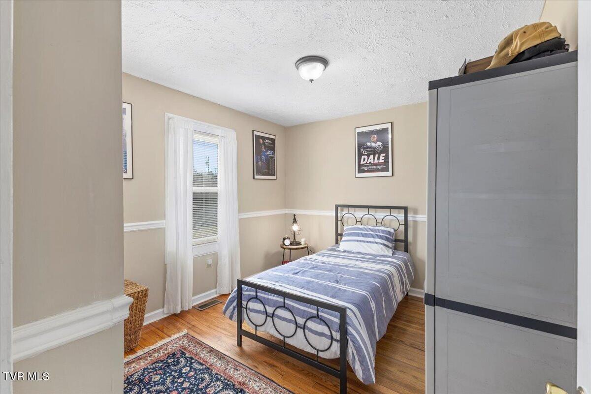 916 Clark Street, Bristol, Virginia image 30