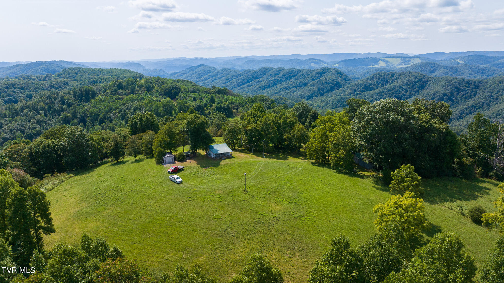 687 Big Springs Road, Eidson, Tennessee image 1