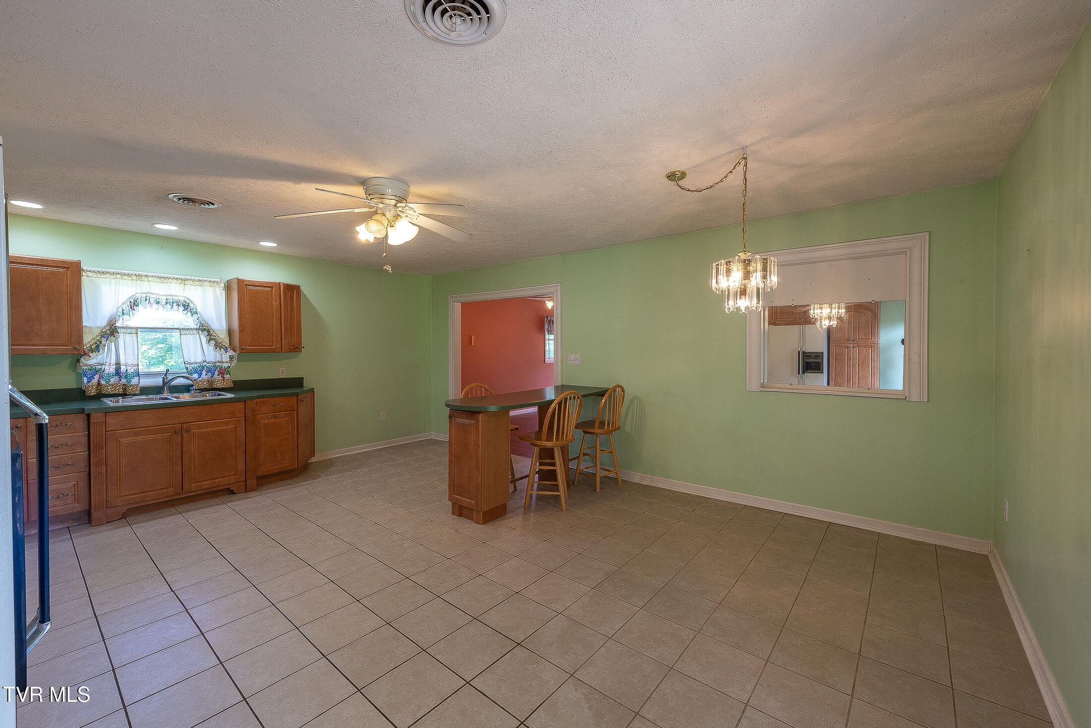 1400 Forest View Drive, Kingsport, Tennessee image 19