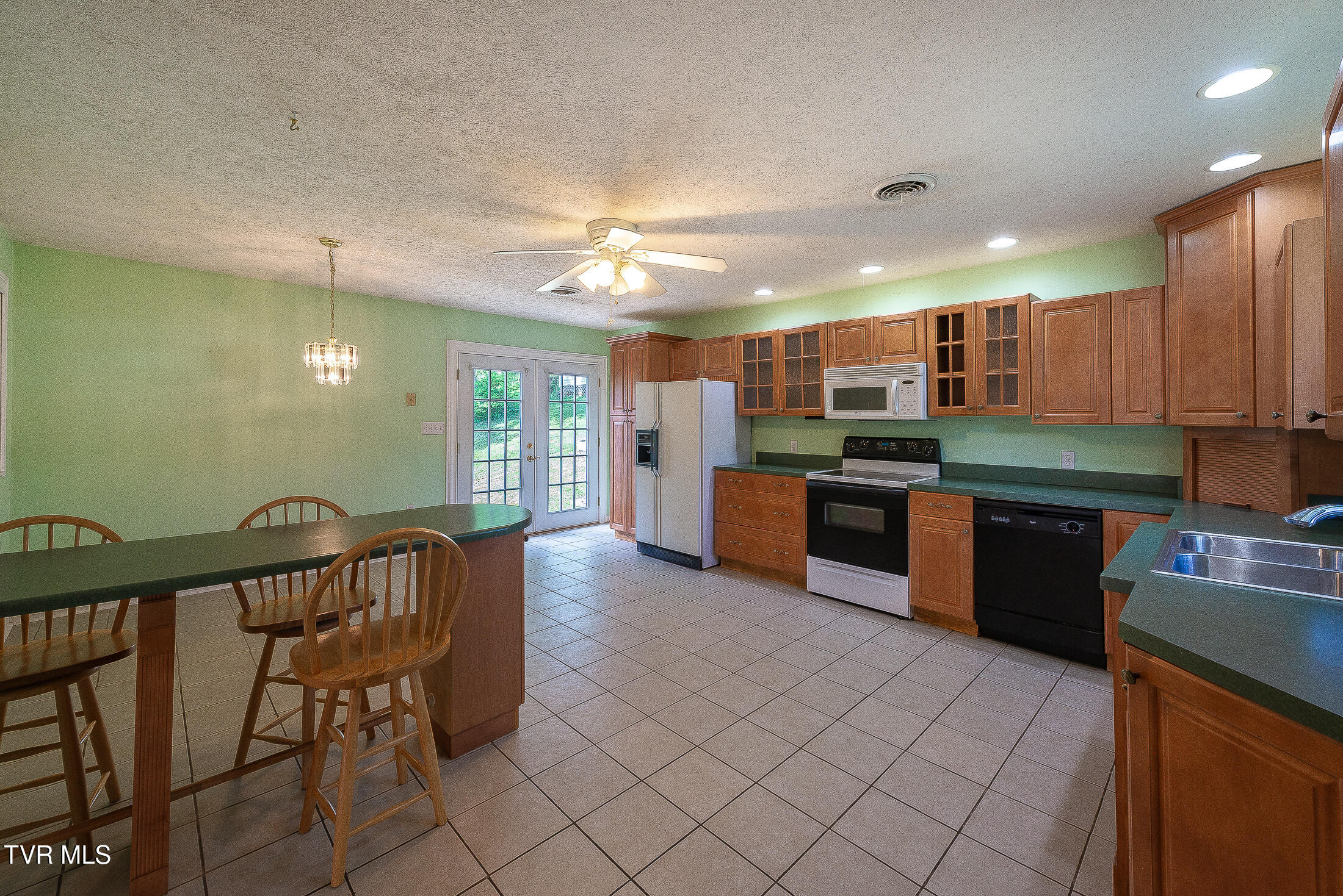 1400 Forest View Drive, Kingsport, Tennessee image 17