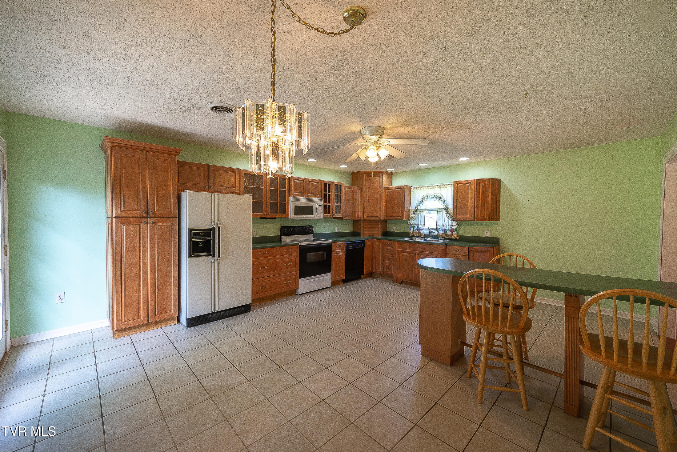 1400 Forest View Drive, Kingsport, Tennessee image 18