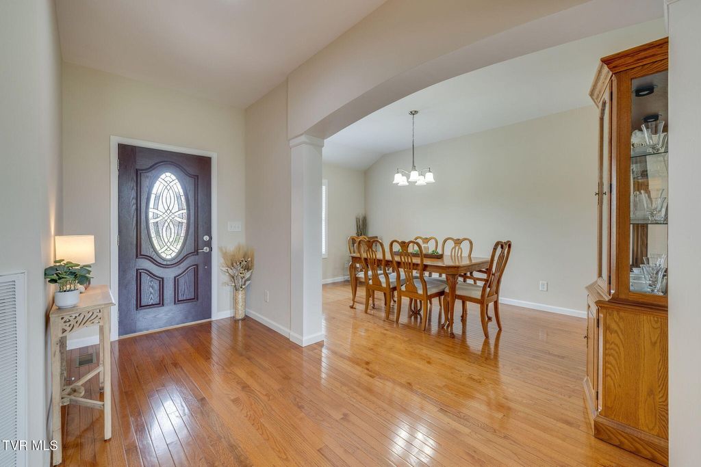 Photo of 15 Dale Court, Greeneville, TN 37745 (MLS # 9991859)