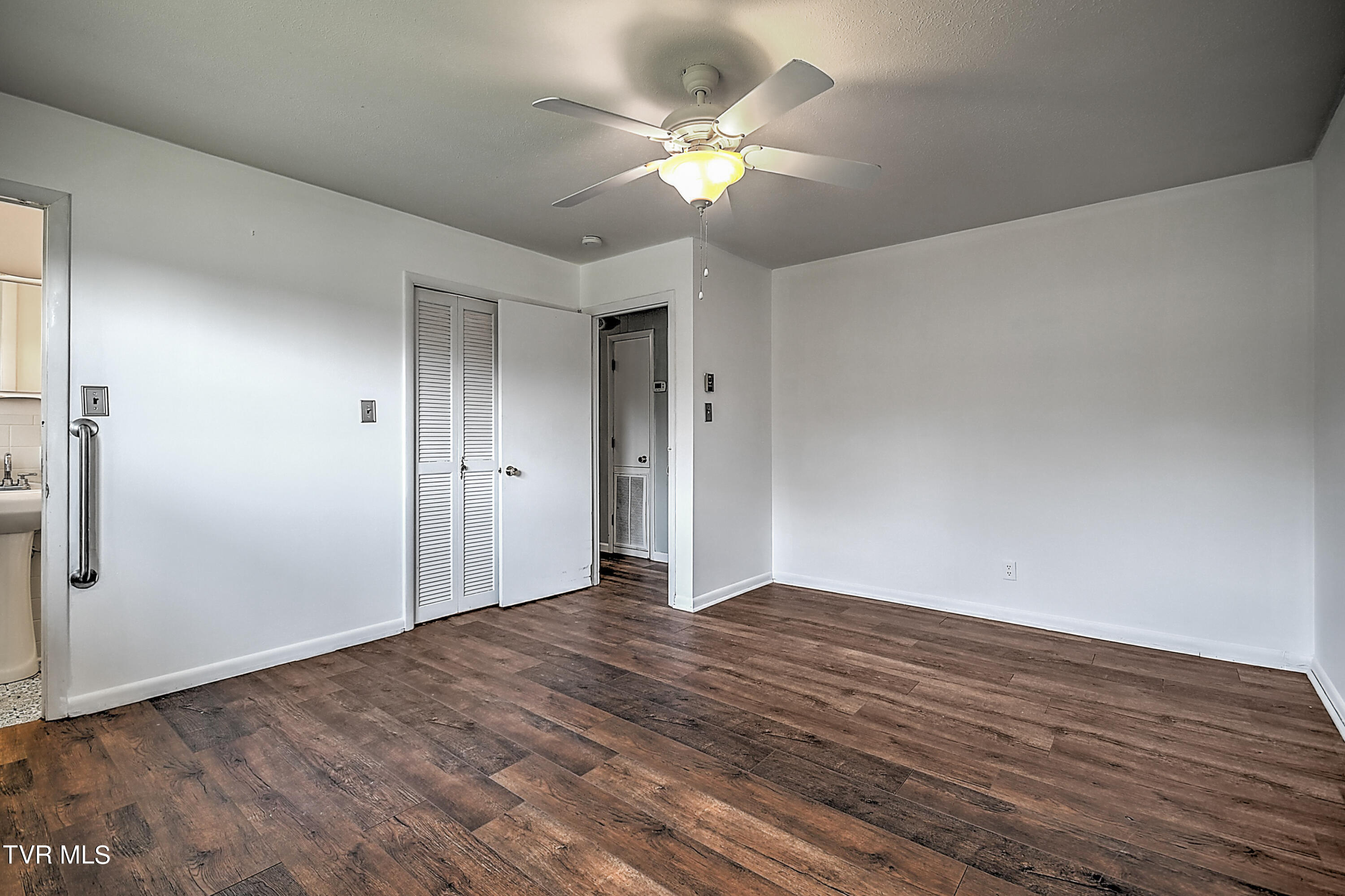279 Spring Valley Road, Bristol, Virginia image 32