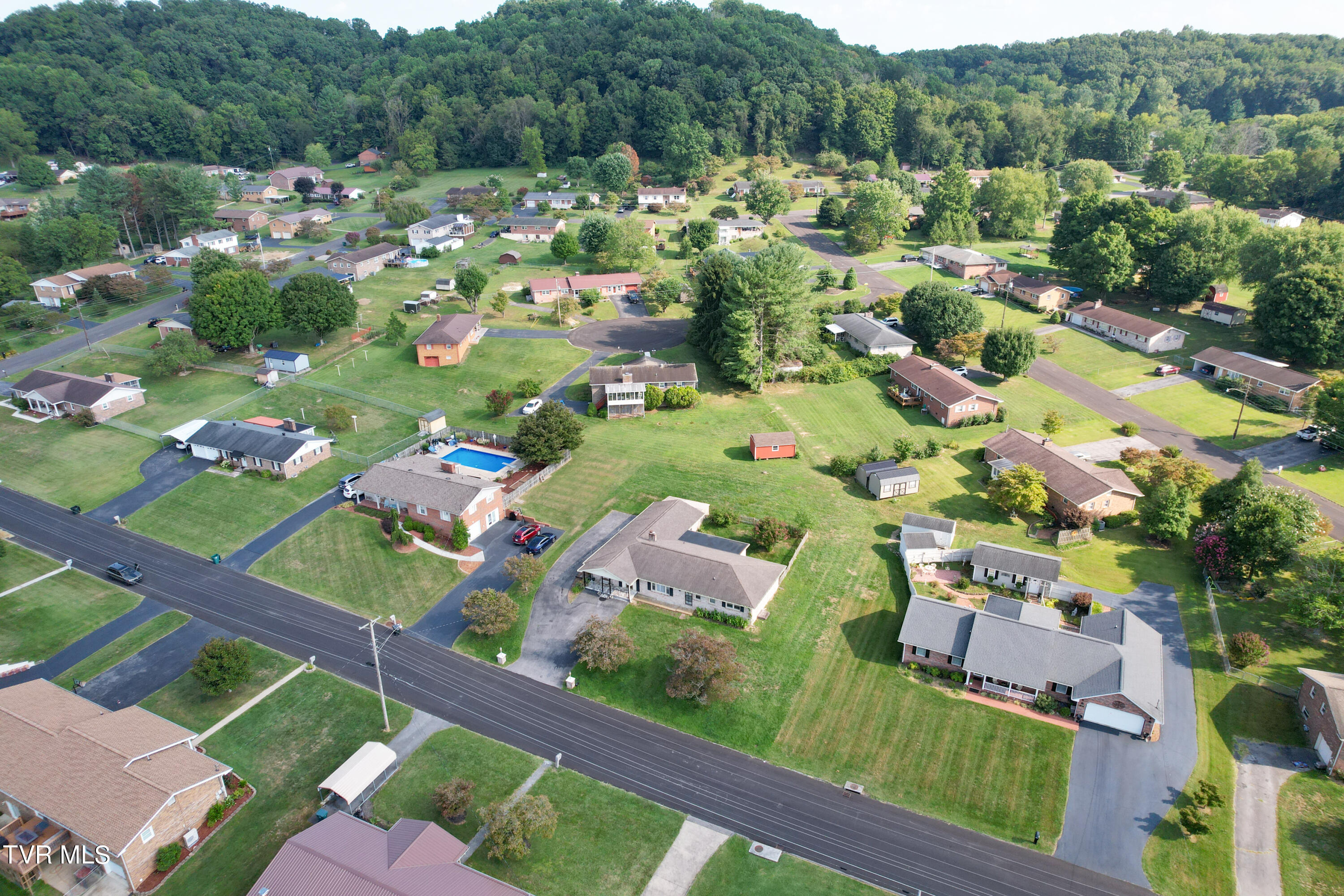 279 Spring Valley Road, Bristol, Virginia image 40