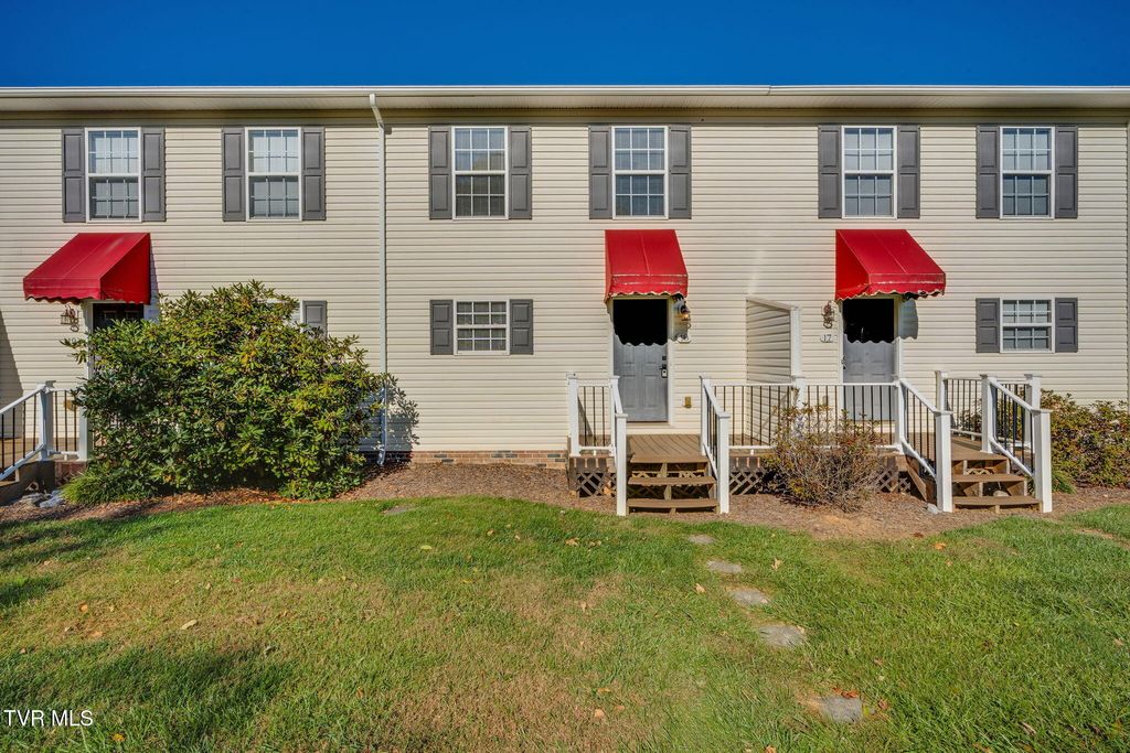 Photo of 2201 Cherokee Road #18, Johnson City, TN 37604 (MLS # 9987505)