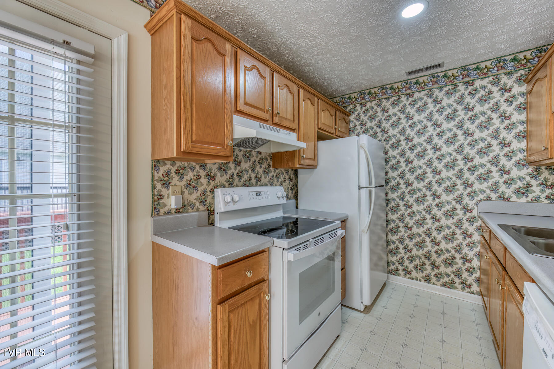 210 Spring Street #C5, Blountville, Tennessee image 21