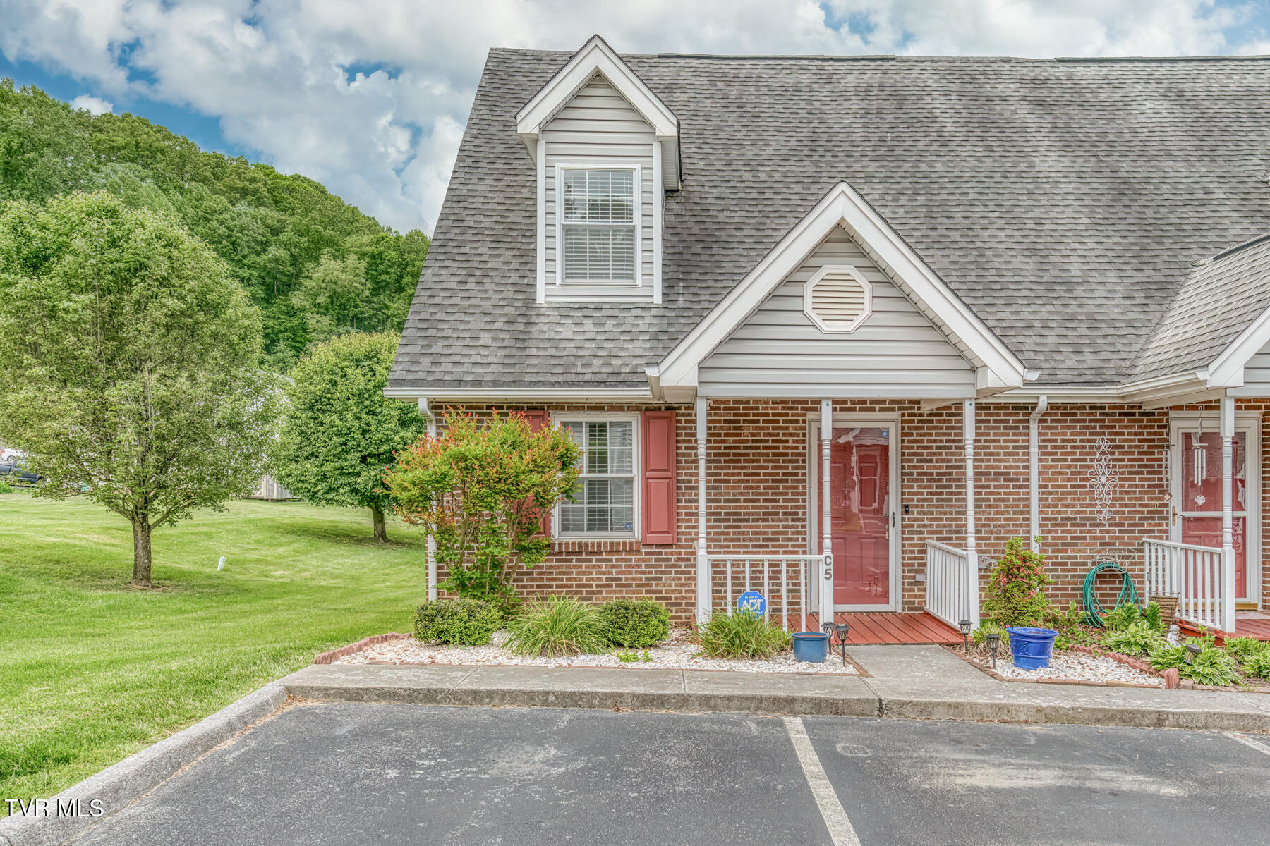 210 Spring Street #C5, Blountville, Tennessee image 1