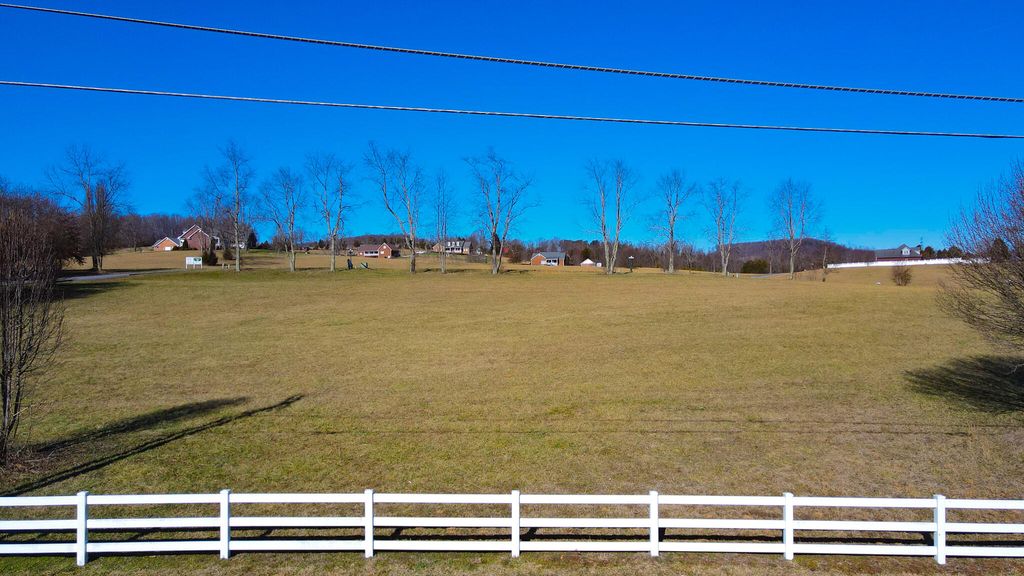 Photo of 6 Carters Valley Road, Church Hill, TN 37642 (MLS # 9993117)