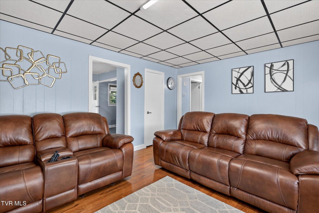 Photo of 906 Mcarthur Street, Johnson City, TN 37601 (MLS # 10001723)