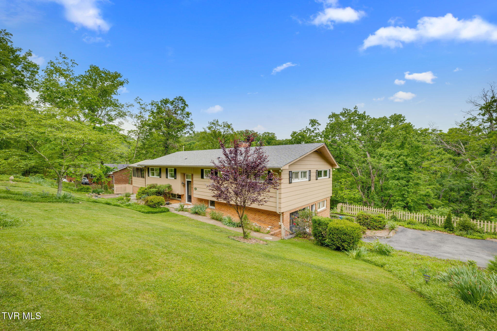4534 Brookridge Drive, Kingsport, Tennessee image 7