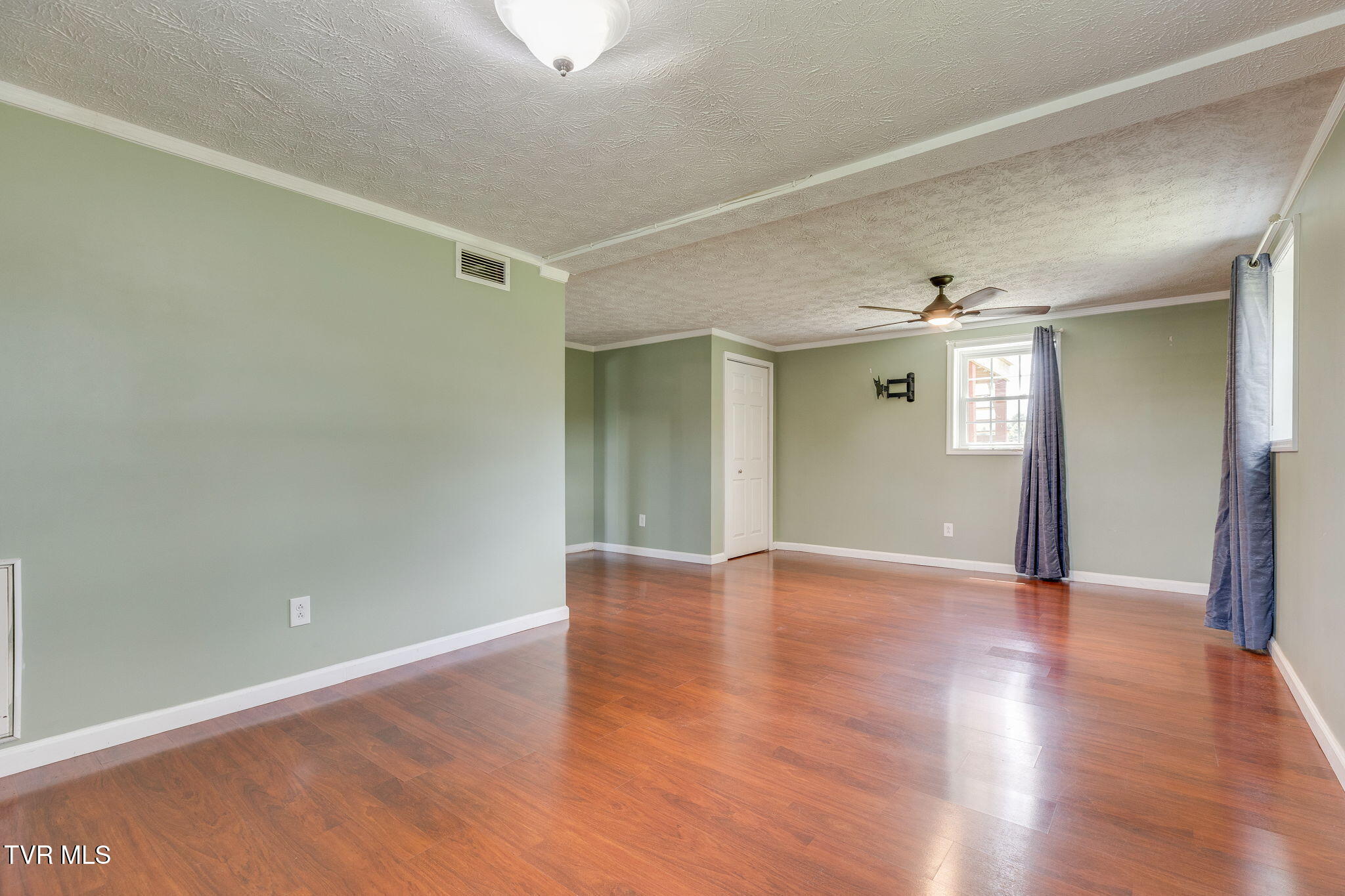 404 Laurel Ct. Ct, Piney Flats, Tennessee image 22