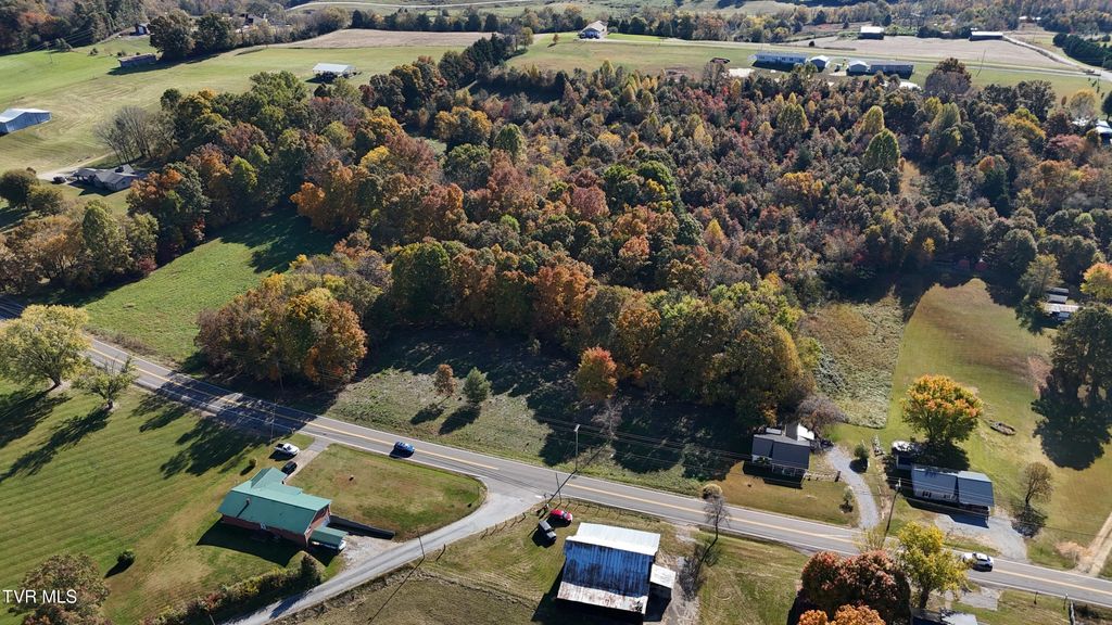 Photo of 16 Newport Highway, Greeneville, TN 37743 (MLS # 9988118)