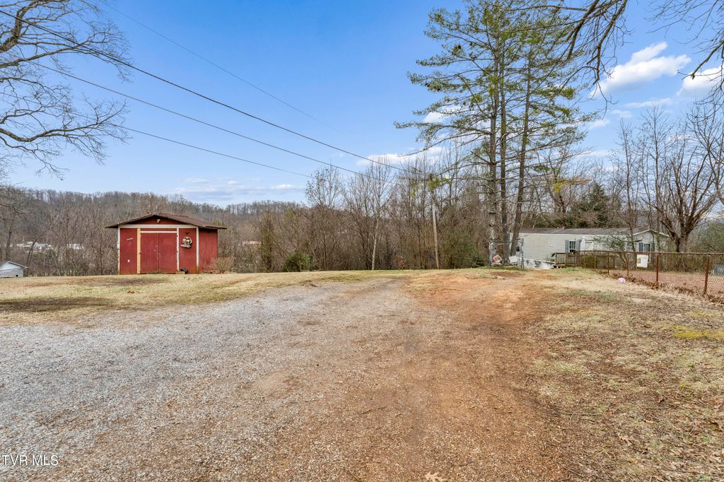 Photo of 277 Ridgeway Road, Kingsport, TN 37664 (MLS # 9989543)