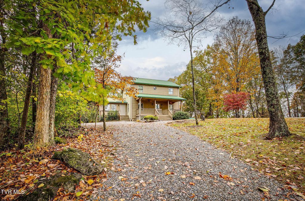 Photo of 322 Waco Court, Kingsport, TN 37664 (MLS # 9987885)