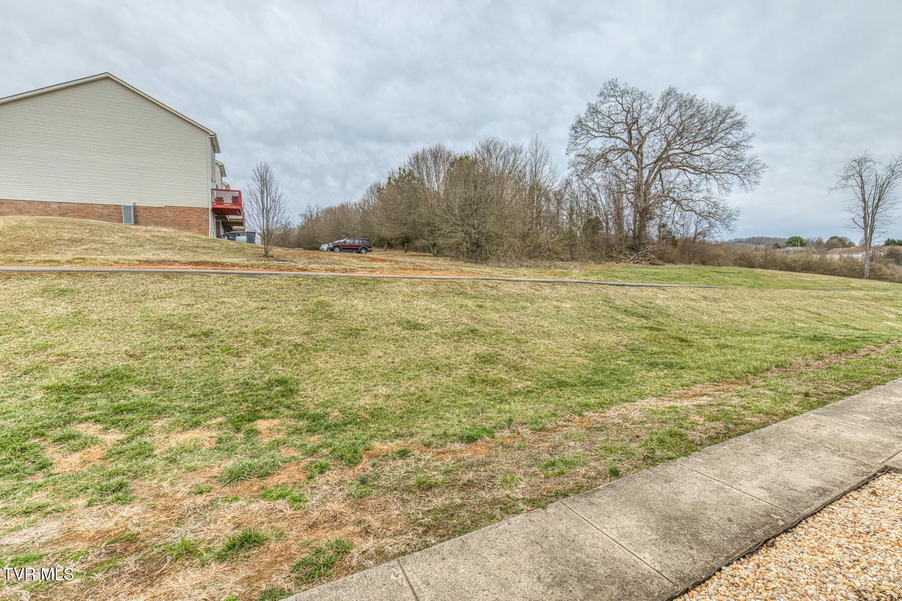 170 Amanda Lane, Bristol, Tennessee image 3