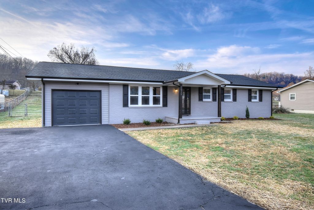 Photo of 170 Price Road, Elizabethton, TN 37643 (MLS # 9995096)