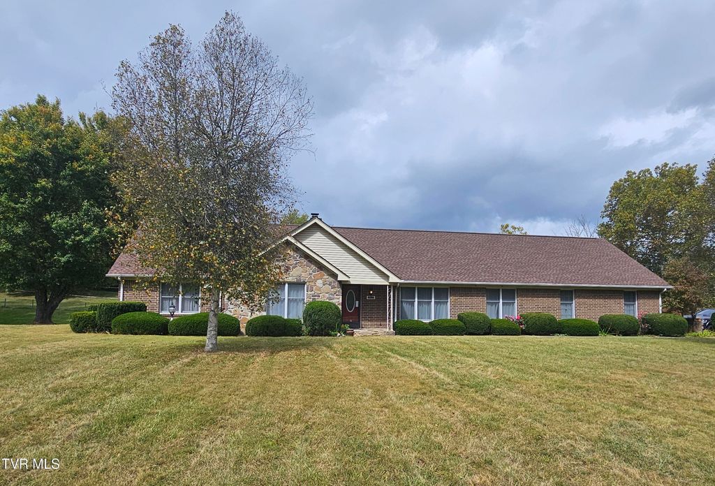 Photo of 28065 Lee Highway, Abingdon, VA 24211 (MLS # 9986276)