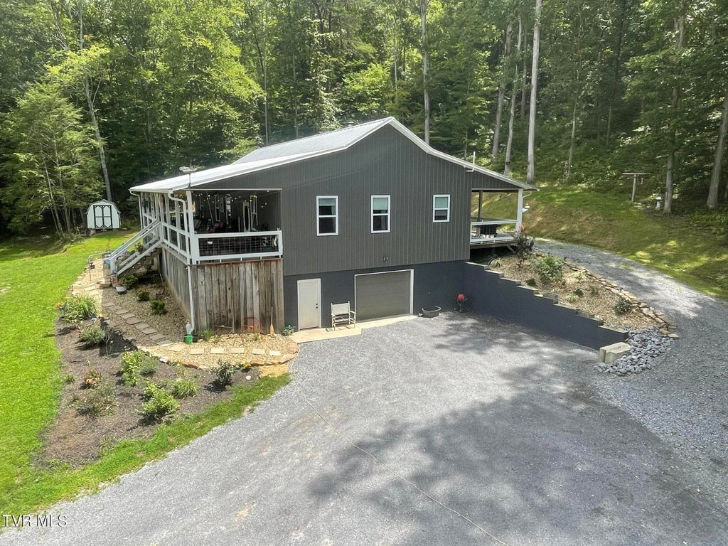 Photo of 363 Hog Lot Road, Rogersville, TN 37857 (MLS # 9999375)