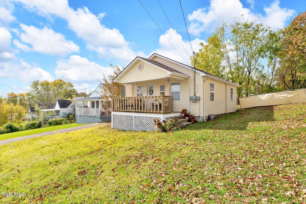 Photo of 148 Kingsley Avenue, Kingsport, TN 37660 (MLS # 9987709)