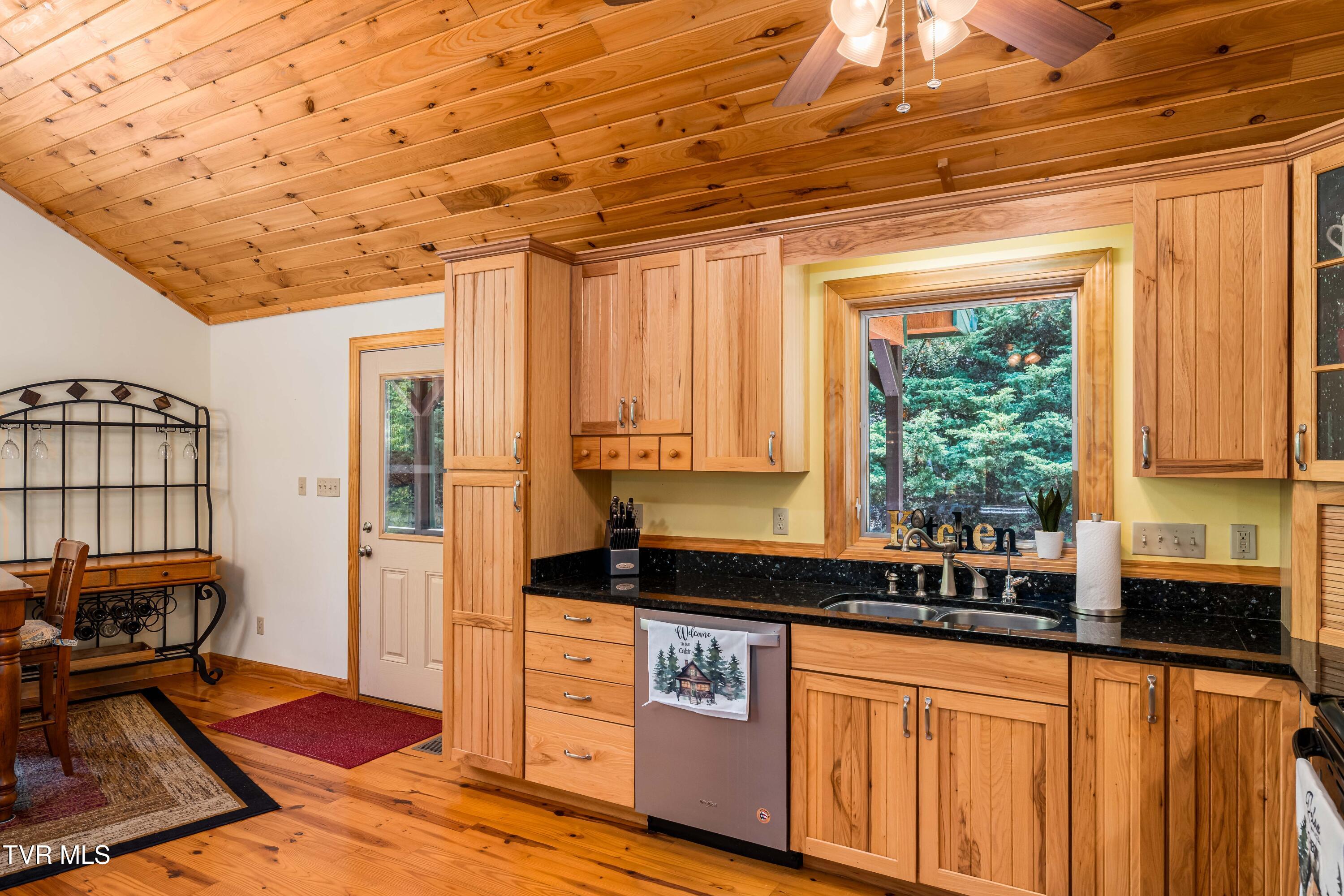 198 Gunbarrel Lane, Butler, Tennessee image 26