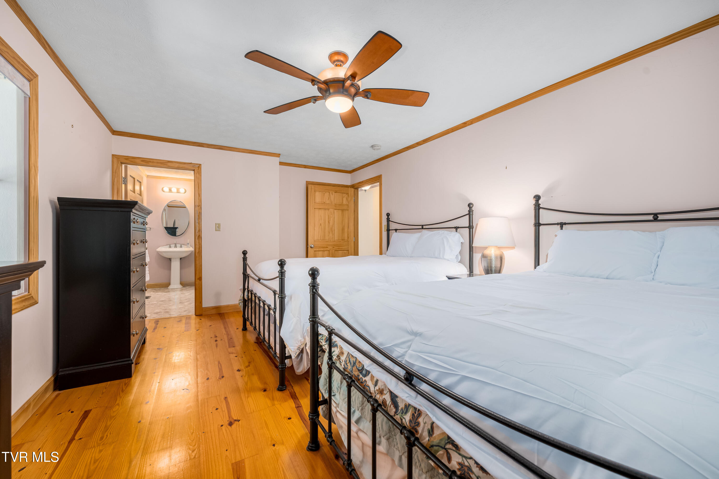 198 Gunbarrel Lane, Butler, Tennessee image 38