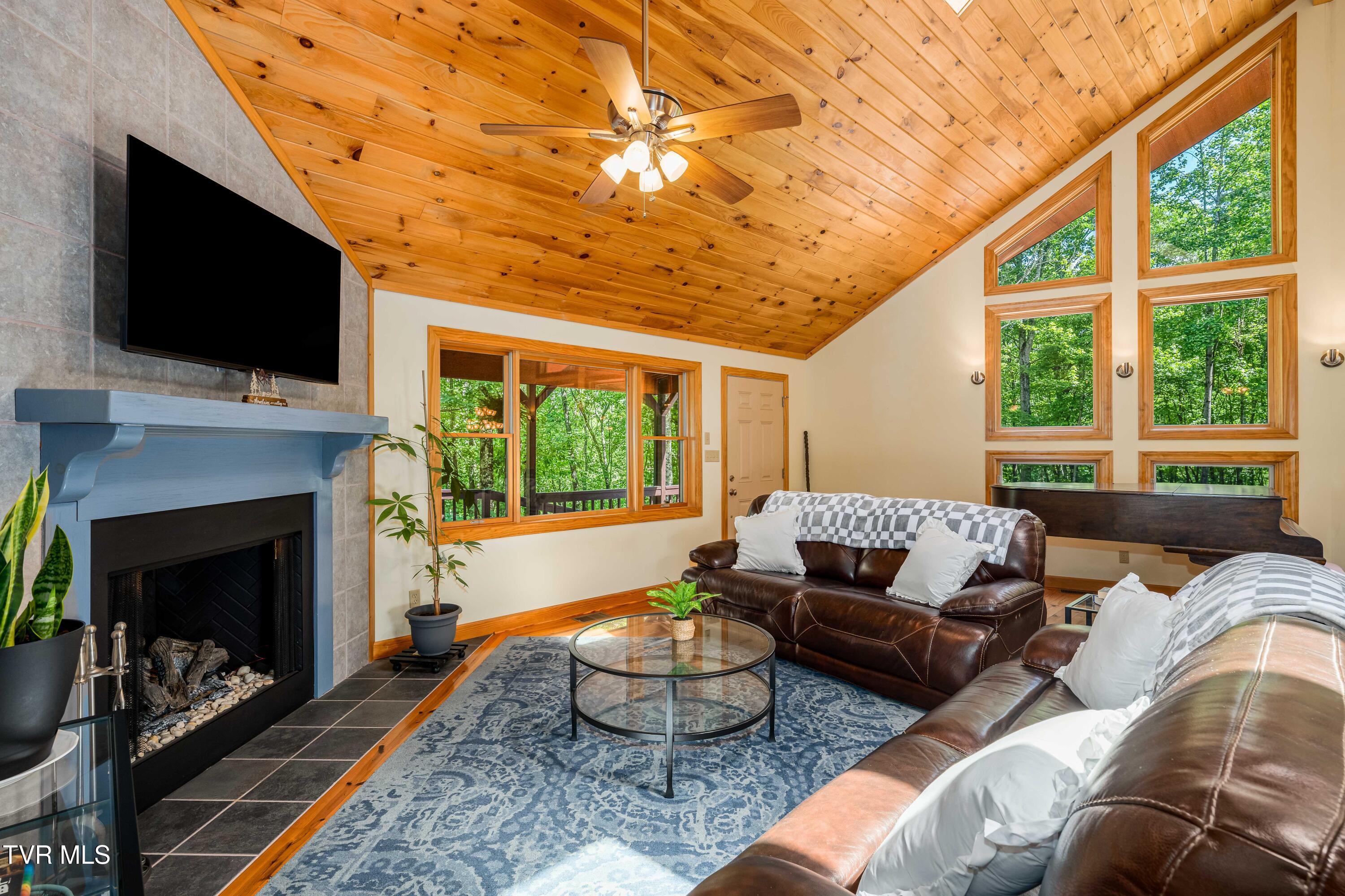 198 Gunbarrel Lane, Butler, Tennessee image 18