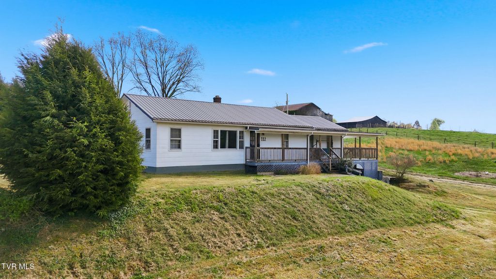 Photo of 112 Fort Richmond Road, Jonesville, VA 24263 (MLS # 9994137)