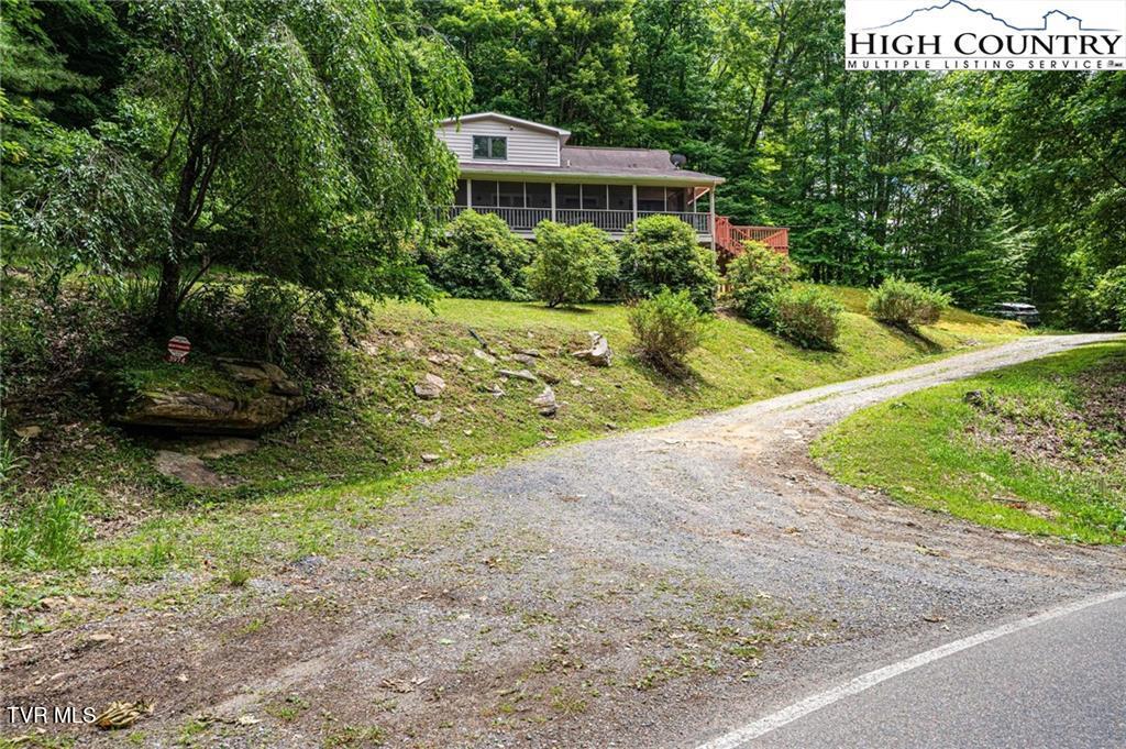 3974 Beech Mountain Road, Elk Park, North Carolina image 3