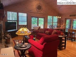 3974 Beech Mountain Road, Elk Park, North Carolina image 11
