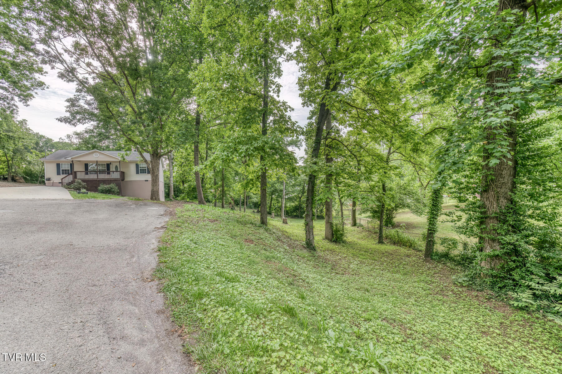 4320 Comet Lane, Knoxville, Tennessee image 31