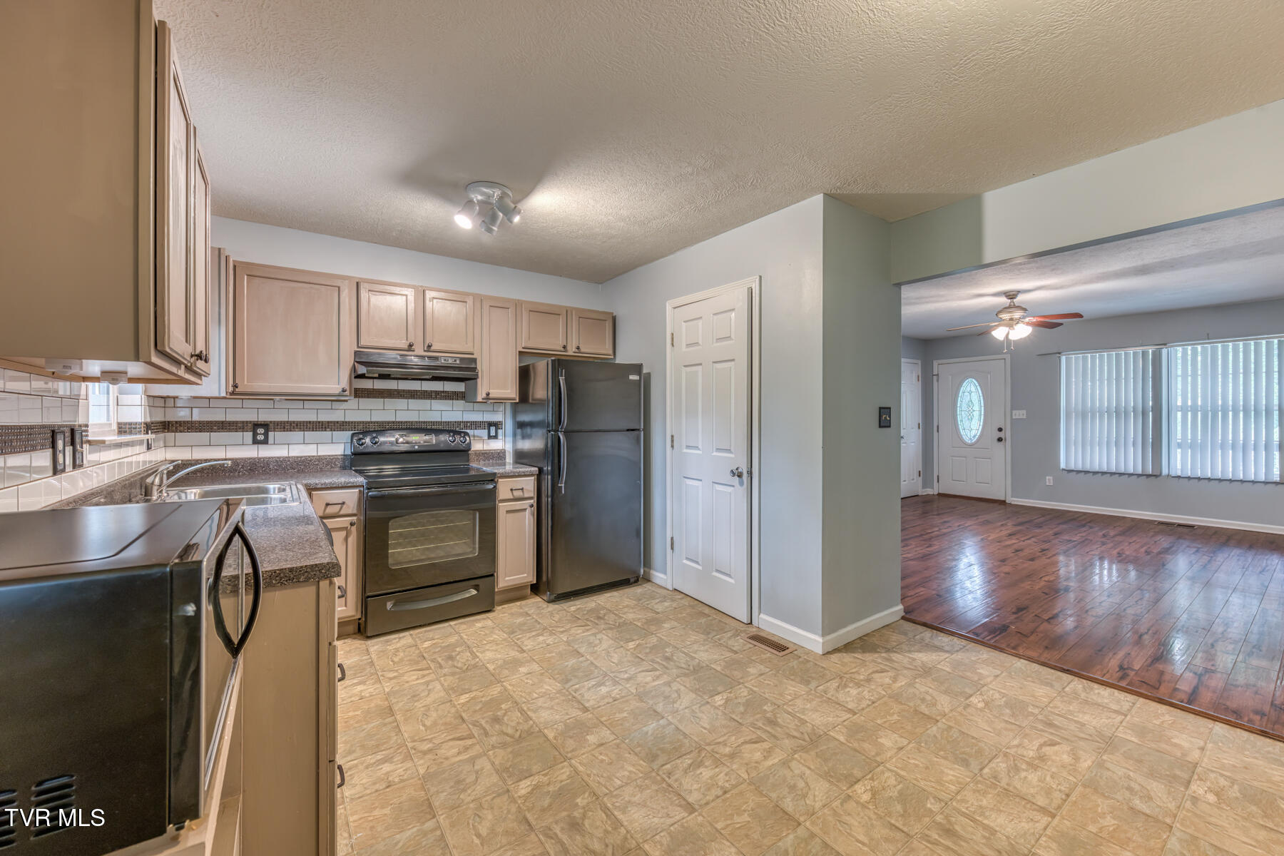 4320 Comet Lane, Knoxville, Tennessee image 9