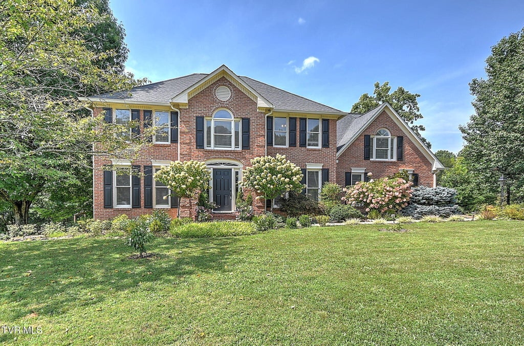 Photo of 100 Queensgate, Bristol, TN 37620 (MLS # 10000176)
