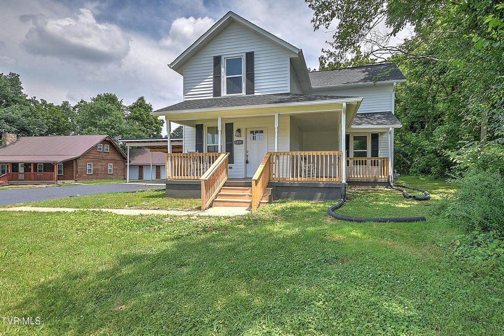 Photo of 1010 Gibson Mill Road, Kingsport, TN 37660 (MLS # 9982418)