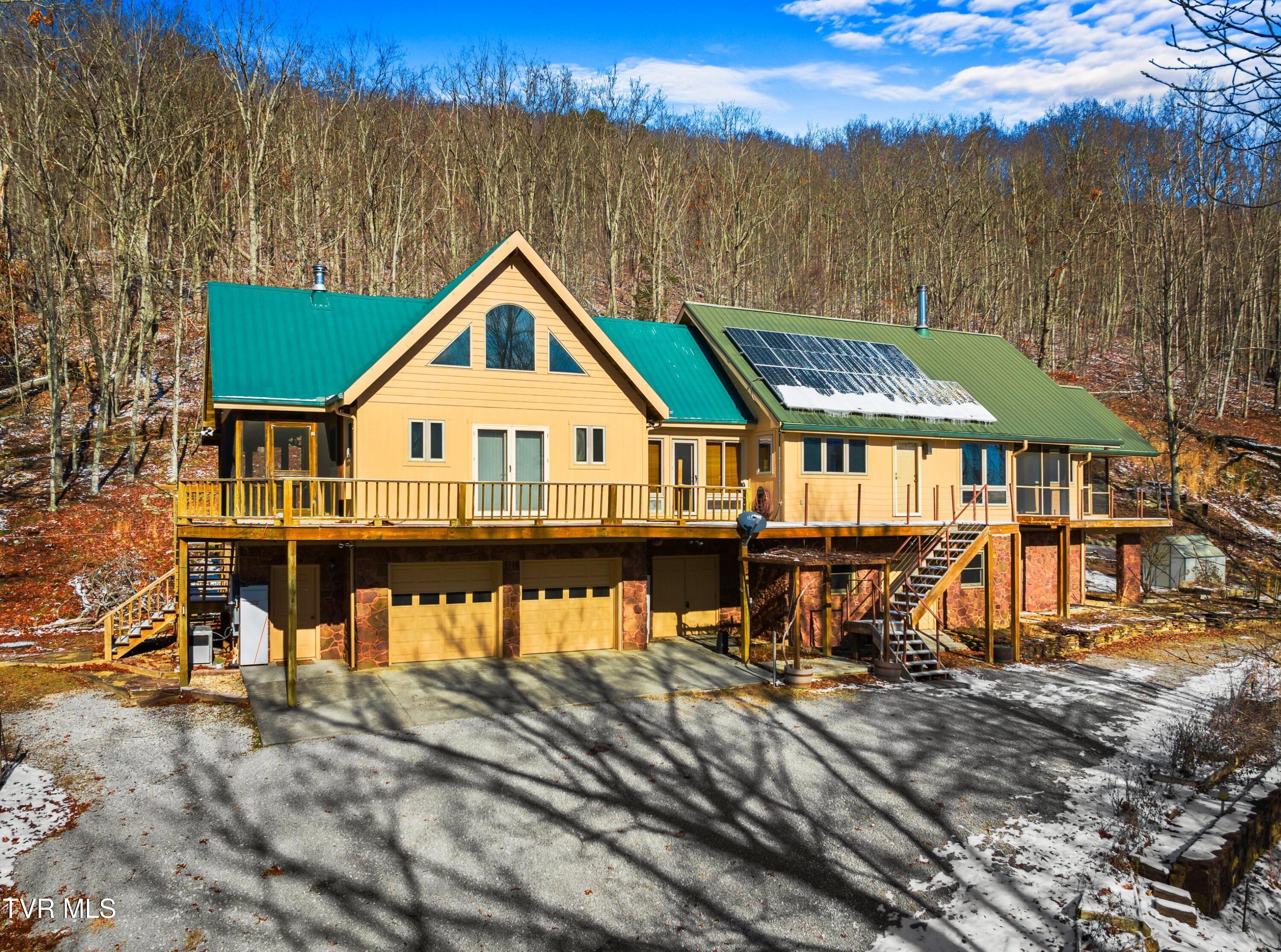 1231 Vardy Blackwater Rd, Sneedville, Tennessee image 1