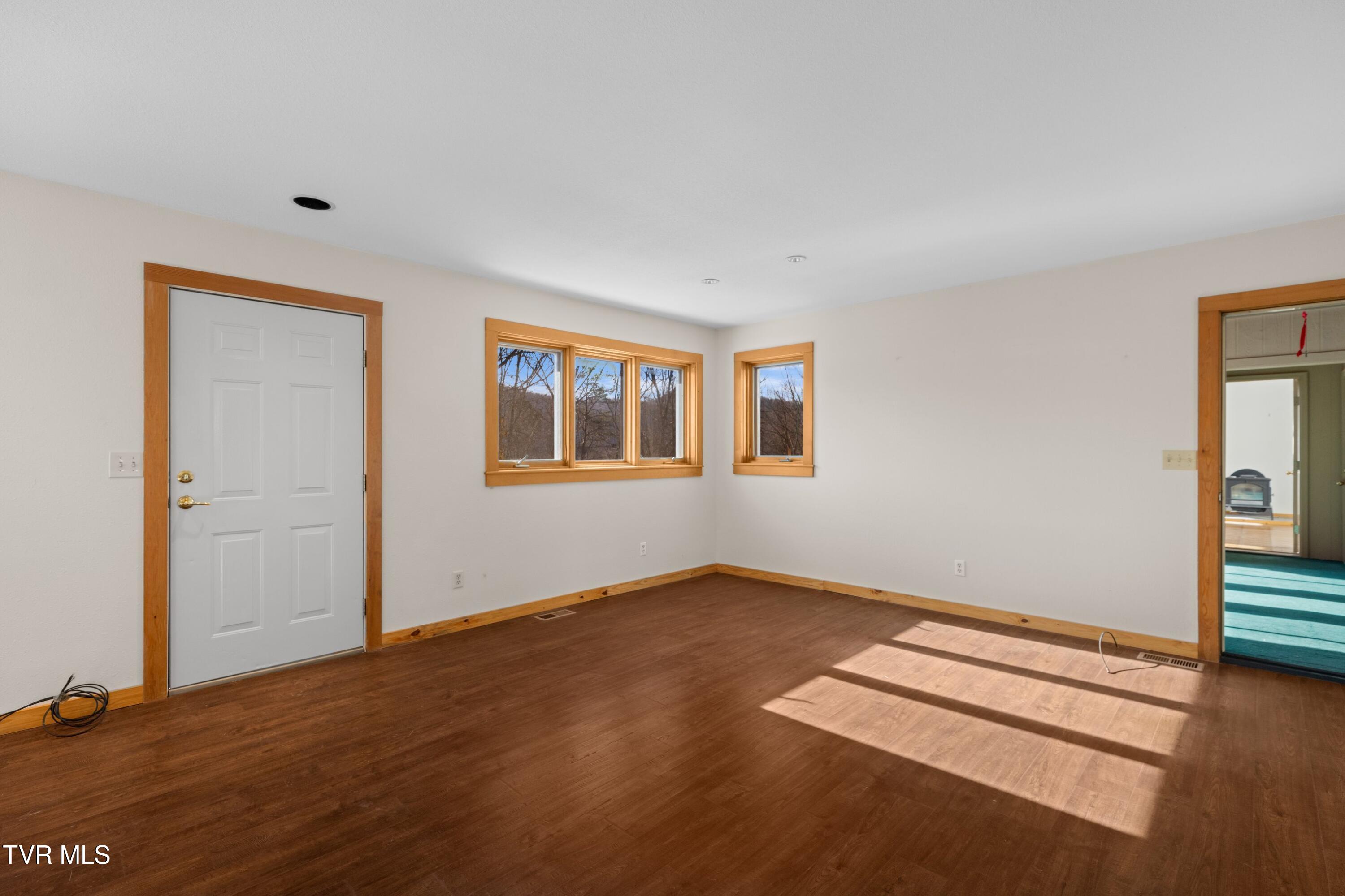 1231 Vardy Blackwater Rd, Sneedville, Tennessee image 11