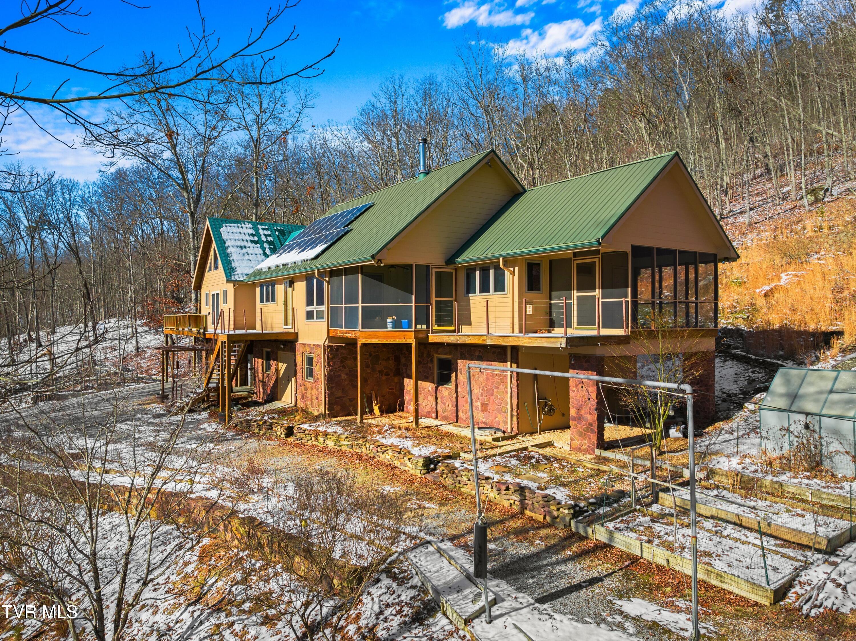 1231 Vardy Blackwater Rd, Sneedville, Tennessee image 3