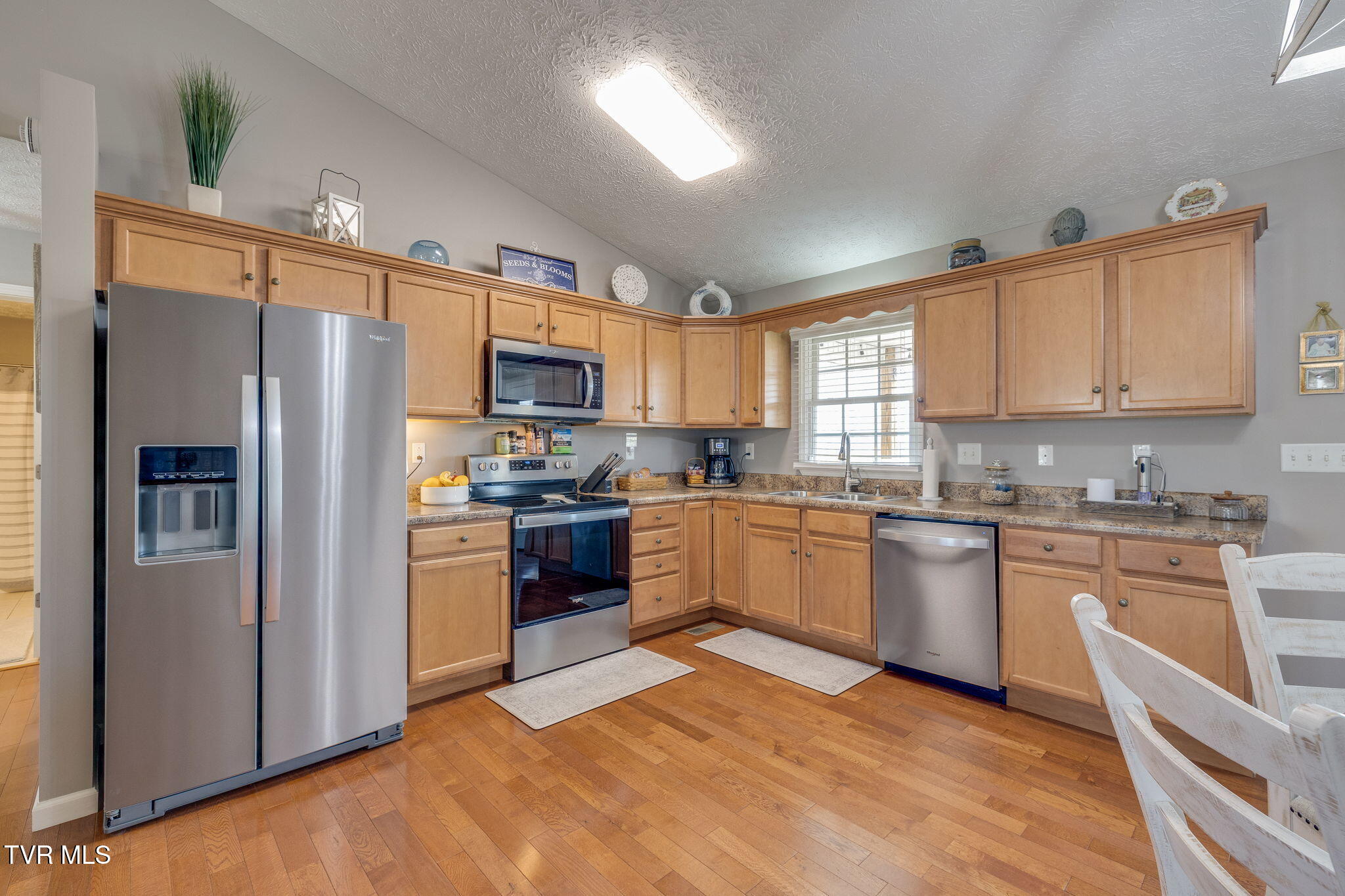 209 Navajo Trail, Church Hill, Tennessee image 13