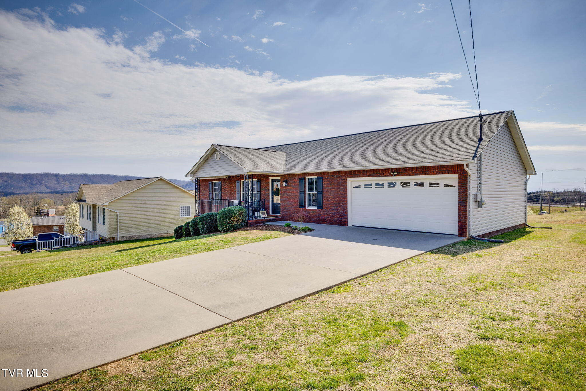 209 Navajo Trail, Church Hill, Tennessee image 6