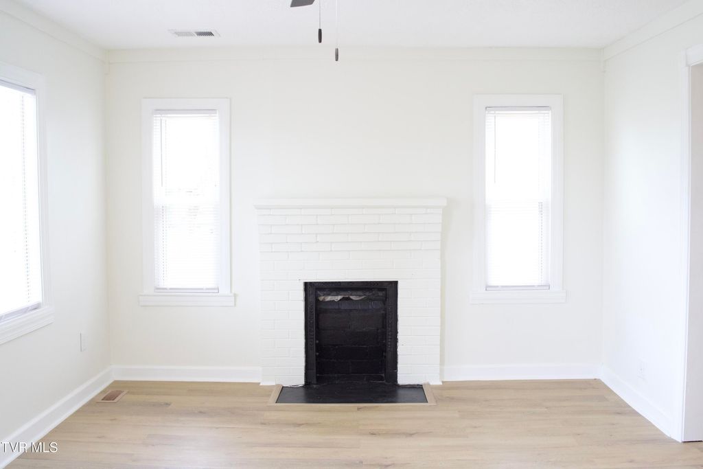 Photo of 1908 Reedy Creek Road, Kingsport, TN 37664 (MLS # 9993449)