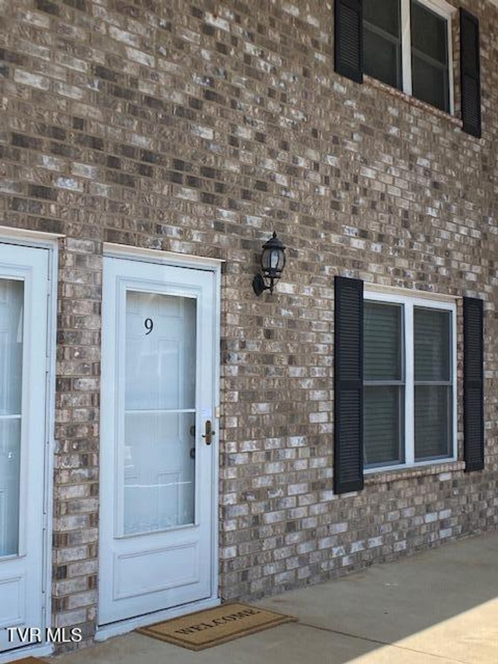 Photo of 730 Sir Echo Drive #9, Kingsport, TN 37663 (MLS # 9994514)
