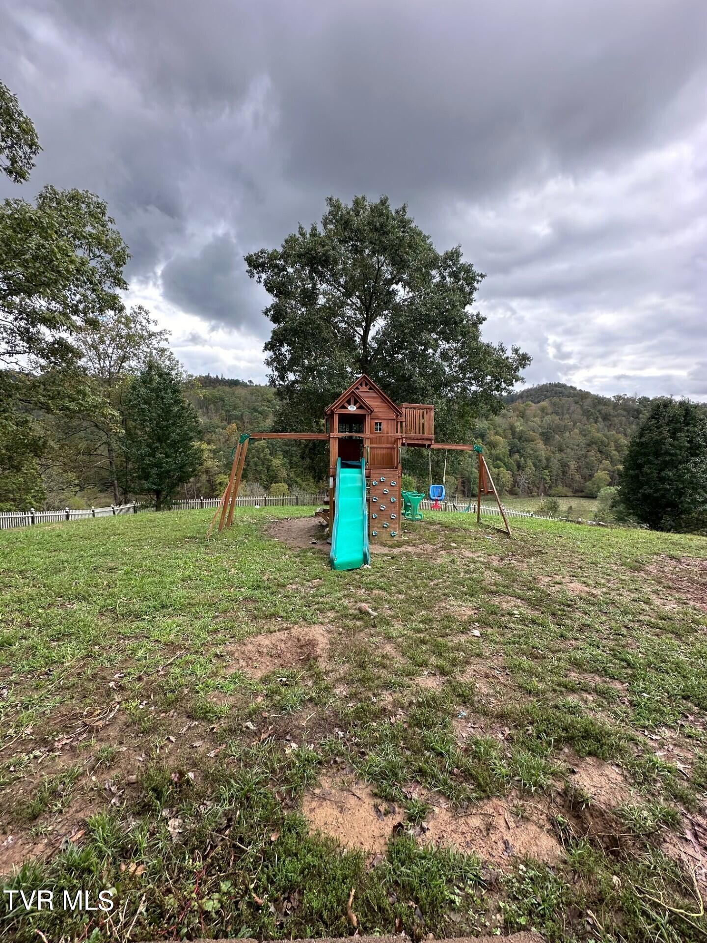 2497 Upper Copper Creek Road, Castlewood, Virginia image 6