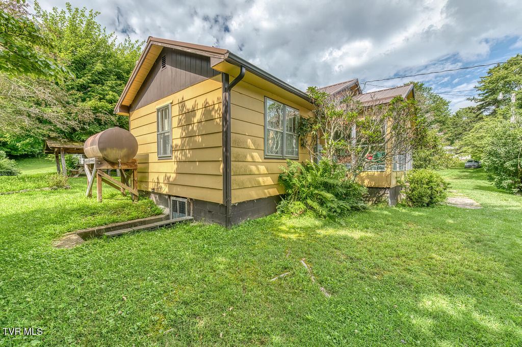 Photo of 427 Cove Creek Road, Roan Mountain, TN 37687 (MLS # 9985728)