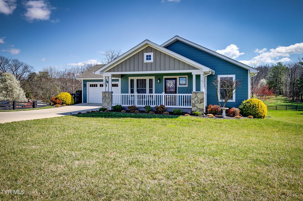 Photo of 167 Ridgecrest Road, Jonesborough, TN 37659 (MLS # 9992123)