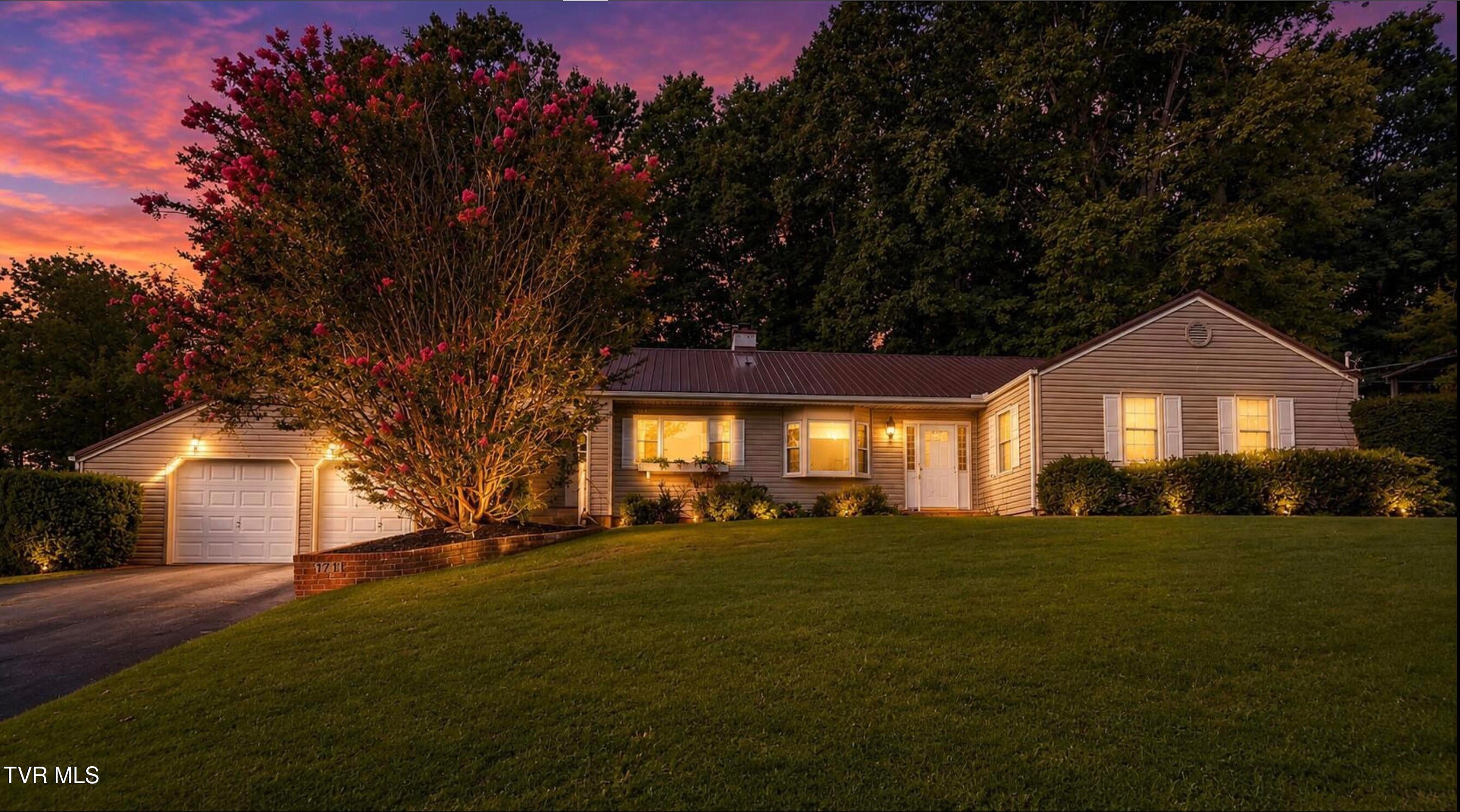 1711 Brentwood Drive