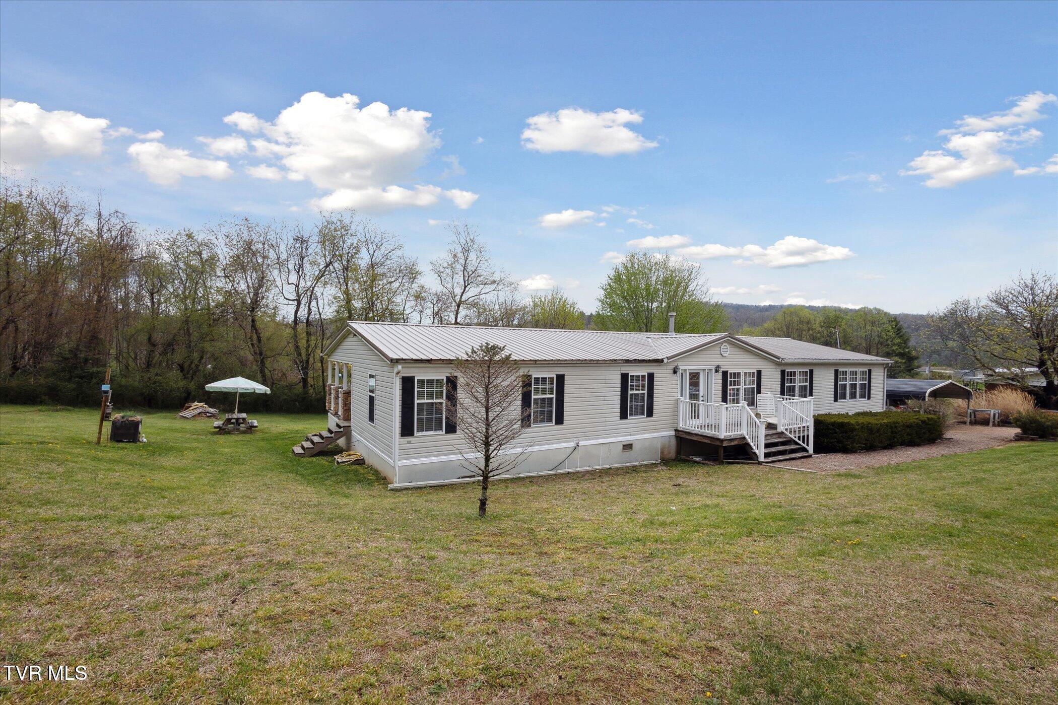721 Mcqueen Street, Butler, Tennessee image 3